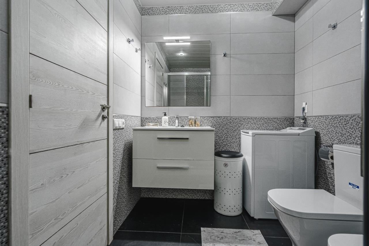 Amazing 3 Bedroom Apartment On The First Line Of The Best Las Americas Beach, Air Conditioner And Terrace Ocean View Playa de las Americas  Esterno foto